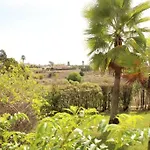 Great 2 Bedroom With Communal Pool Lagos