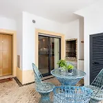 Apartmán Great 2 Bedroom With Communal Pool