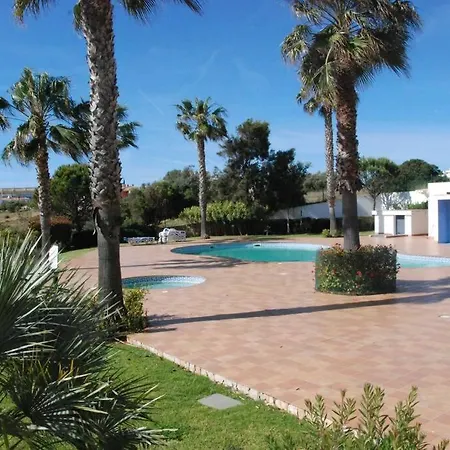 דירה Great 2 Bedroom With Communal Pool לאגוּ‏ש