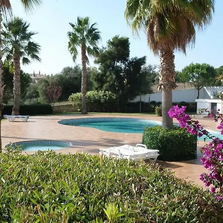 Great 2 Bedroom With Communal Pool Lägenhet Lagos