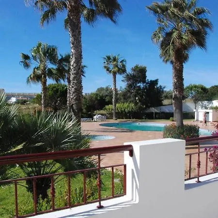 Apartmán Great 2 Bedroom With Communal Pool Lagos